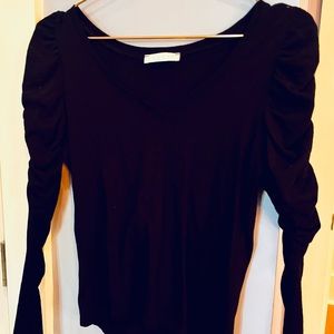 Karlie Black Ruched-Sleeved Top LS Size Small